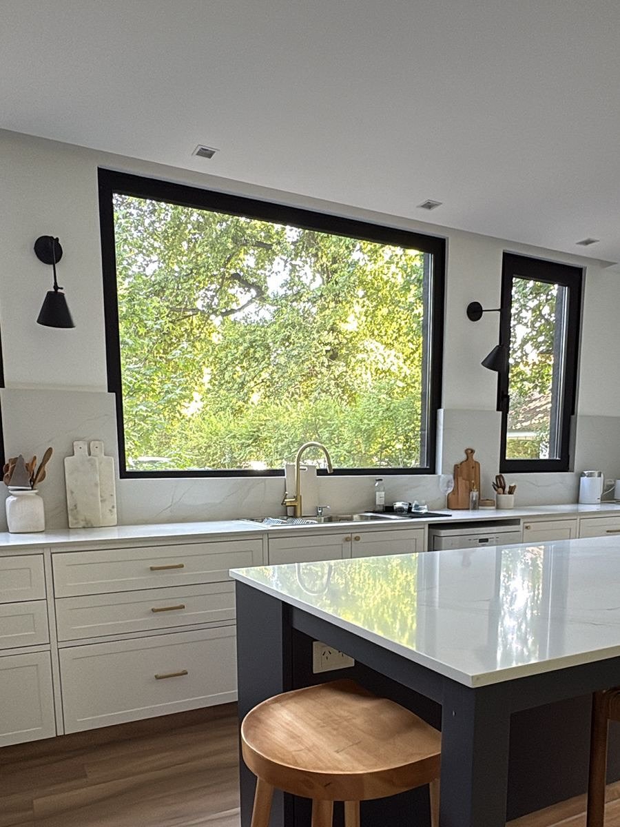 Interior de cocina realizado por ADJ Construcciones
